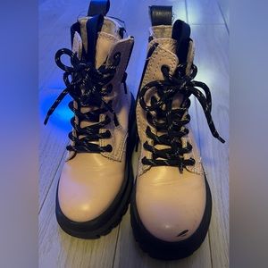 Zara boots link size
